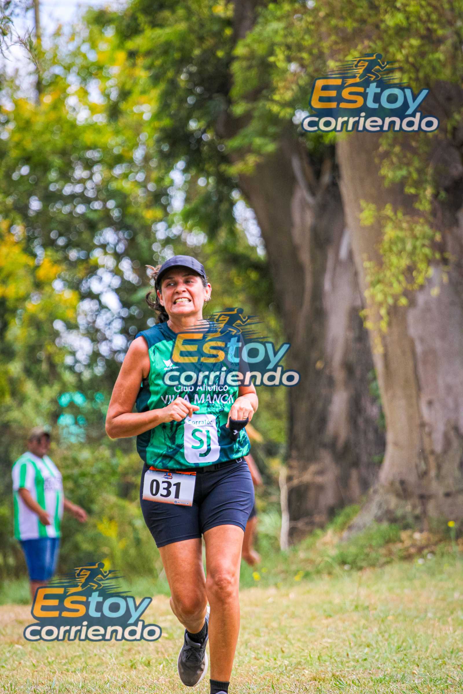 Foto #031 - Villa Manchi corre